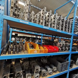 DIVERSES CULASSES, ARBRES À CAMES ET ACCESSOIRES / N°5060