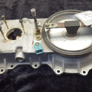 DOSEUR-DISTRIBUTEUR CARBURANT / 93011090900 / + / BOSCH 0438120085 / DÉBITMÈTRE D'AIR MASSIQUE / 93011090700 / N°5205