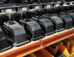 DIVERS BOITIERS DE GESTION CHAUFFAGE ET ACCESSOIRES PORSCHE / N°5287