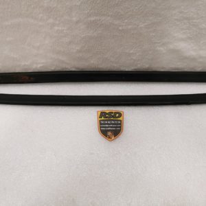 GUIDE-GLACE PORSCHE / 90154202340 / 90154202440 / N°5415