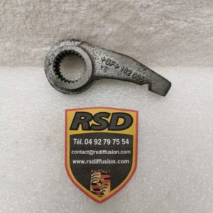 LEVIER DE RÉGLAGE PORSCHE / 93011671702 / N°5501