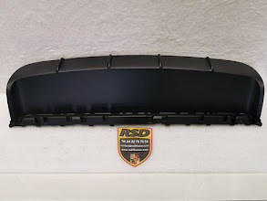 Diffuseur arrière Porsche Pack Sport noir mat