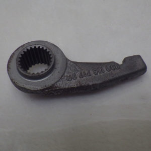 LEVIER D'EMBRAYAGE ET RESSORT DE FLEXION PORSCHE 930 / 93011671306 / 93011606411 / N°5696