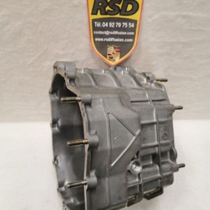 CARTER CENTRAL BOITE DE VITESSES G5021 PORSCHE 993/2 / 95030110211 / N°5713