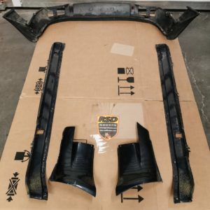 DIVERSES PIÈCES CARROSSERIES PORSCHE 930 TURBO