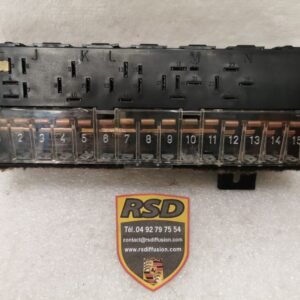 SUPPORT DE RELAIS ET PORTE FUSIBLES PORSCHE 944 / 477941813