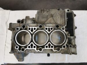 CARTER MOTEUR PORSCHE 996 3L4 / 99610190101 / N°6009