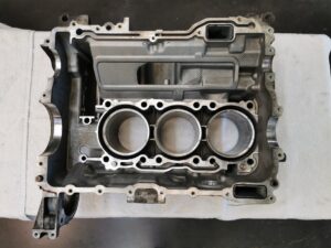 CARTER MOTEUR PORSCHE 996 3L4 / 99610190101 / N°6009