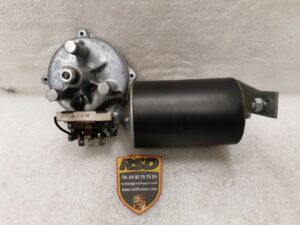 MOTEUR ET ESSUIE GLACE AVANT PORSCHE 911 CLASSIC / 90162893300 / 90162801601 / N°6014