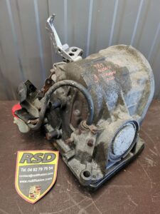 CARTER DE BOITE À VITESSE AUTOMATIQUE PORSCHE 924S / 010321101G / N°6127