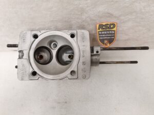 CULASSE SANS OU AVEC SOUPAPES PORSCHE 930 / 93010404309 / 93010402309 / N°6136