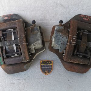 ETRIER DE FREINS AVANT PORSCHE 924 TURBO / 477615109 / 477615110 / N°6122