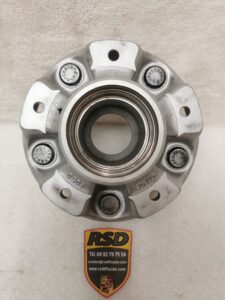 MOYEU DE ROUE AVANT PORSCHE 924 TURBO / 477405065B / N°6125