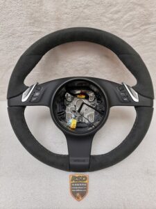 VOLANT MULTIFONCTION PORSCHE 997 / N°6147