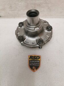 MOYEU DE ROUE AVANT PORSCHE 964 / 96434106505 / N°6166