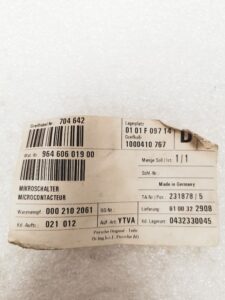 MICROCONTACTEUR PORSCHE 964 / 96460601903 / N°6194