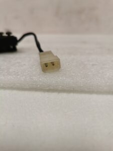 MICROCONTACTEUR DE CAPOTE PORSCHE 993 / 91161301500 / 91161301600 / N°6208