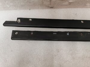 BAGUETTE DE RETENUE D'EAU POUR ARMATURE DE CAPOTE PORSCHE 993 CABRIOLET / 9935613010070K / 9935613020070K / N°6214