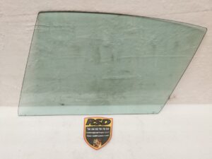 VITRE LATÉRALE DE PORTE PORSCHE 964 / 90154210135 / 90154210235 / N°6220