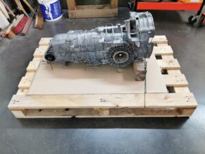 BOITE DE VITESSE TYPE G5020 6 VITESSES AVEC AUTOBLOQUANT PORSCHE 993 / 95030002020 / N°6271