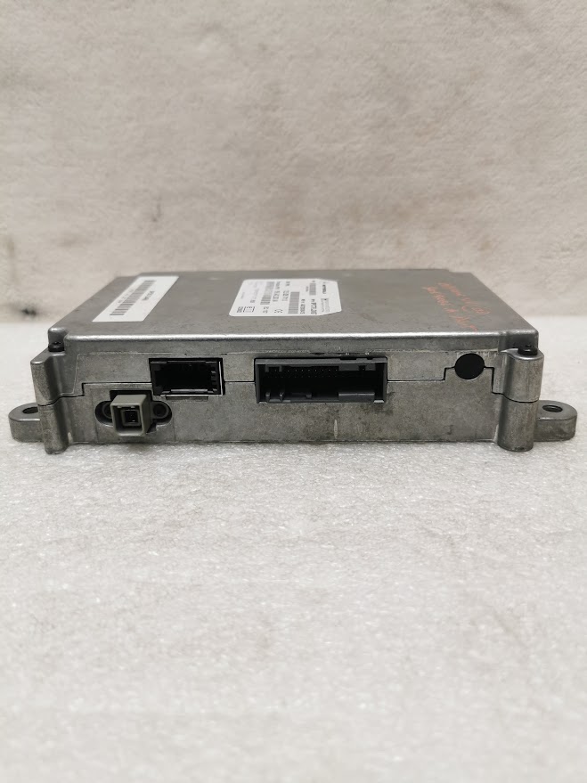 CALCULATEUR POUR TÉLÉPHONE PORSCHE CAYENNE / 99664220704 / N°6260