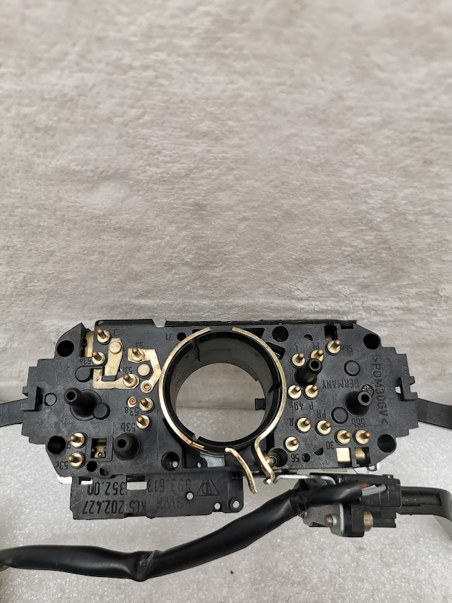 COMMODO PORSCHE 993 / 9936133520001C / N°6243