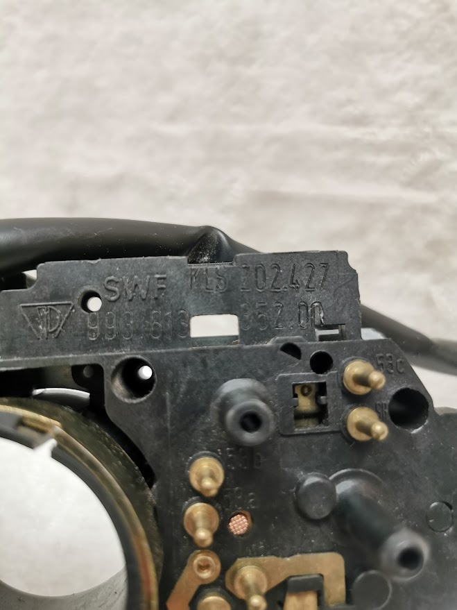 COMMODO PORSCHE 993 / 9936133520001C / N°6243