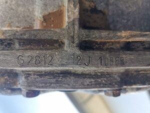 BOITE DE VITESSE MÉCANIQUE 5 VITESSES TYPE G2812 AVEC AUTOBLOQUANT PORSCHE 928 / 92830001512 / N°6240