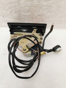 PLATINE DE COMMANDE POUR CHAUFFAGE PORSCHE 911 / 91161311110 / N°6225