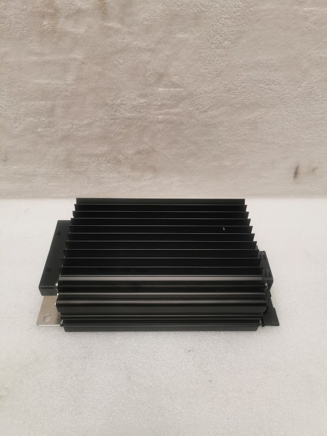 AMPLIFICATEUR BOSE PORSCHE 997 / 99764533433 / N°6256