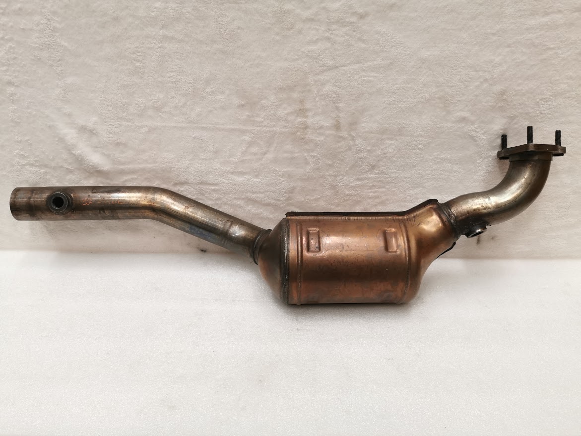 CATALYSEUR CYLINDRES 1-3 ET CYLINDRES 4-6 PORSCHE GT3 / 99611302197 / 99611302297 / N°6253