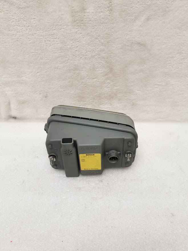 PHARE ANTI-BROUILLARD DROIT PORSCHE 964 / 96463120401 / N°6293