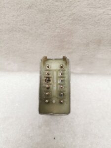 RELAIS SOUFFLANTE ADDITIONNELLE ARRIÈRE PORSCHE 911 / 91161815300 / N°6279