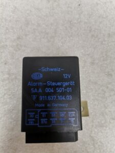 CALCULATEUR D'ALARME PORSCHE 911 / 91163710403 / N°6274