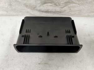 VIDE POCHE CONSOLE CENTRALE SUPÉRIEURE PORSCHE 996 / 9965522430101C / N°6278