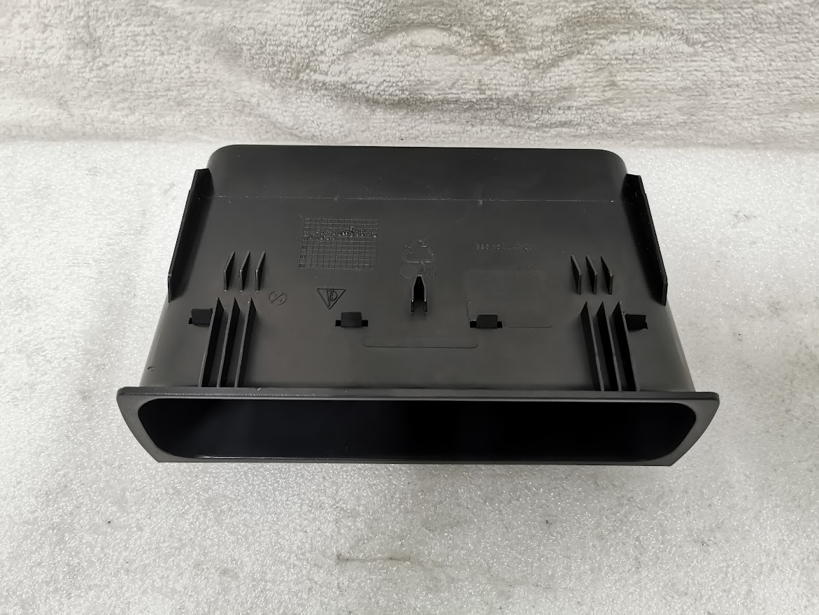 VIDE POCHE CONSOLE CENTRALE SUPÉRIEURE PORSCHE 996 / 9965522430101C / N°6278