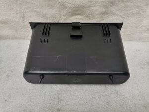 VIDE POCHE CONSOLE CENTRALE SUPÉRIEURE PORSCHE 996 / 9965522430101C / N°6278