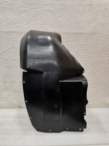 COQUILLE DE PASSAGE DE ROUE PORSCHE 964 / 96450412600 / N°6312