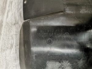 COQUILLE DE PASSAGE DE ROUE PORSCHE 964 / 96450412500 / N°6308