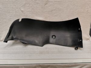 COQUILLE DE PASSAGE DE ROUE PORSCHE 993 / 99350446103 / N°6307