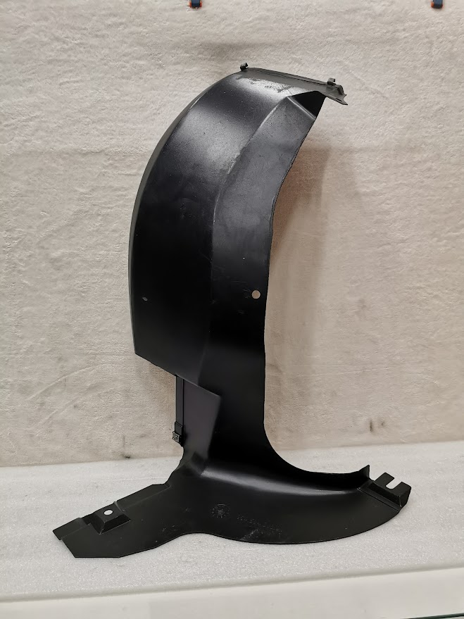 COQUILLE DE PASSAGE DE ROUE PORSCHE 964 / 96450420400 / N°6306