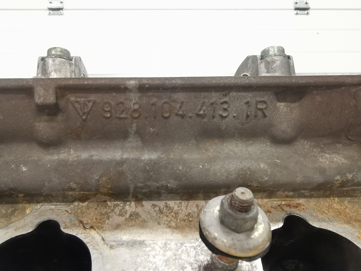 CULASSE PORSCHE 928 / 92810401406 / N°6320