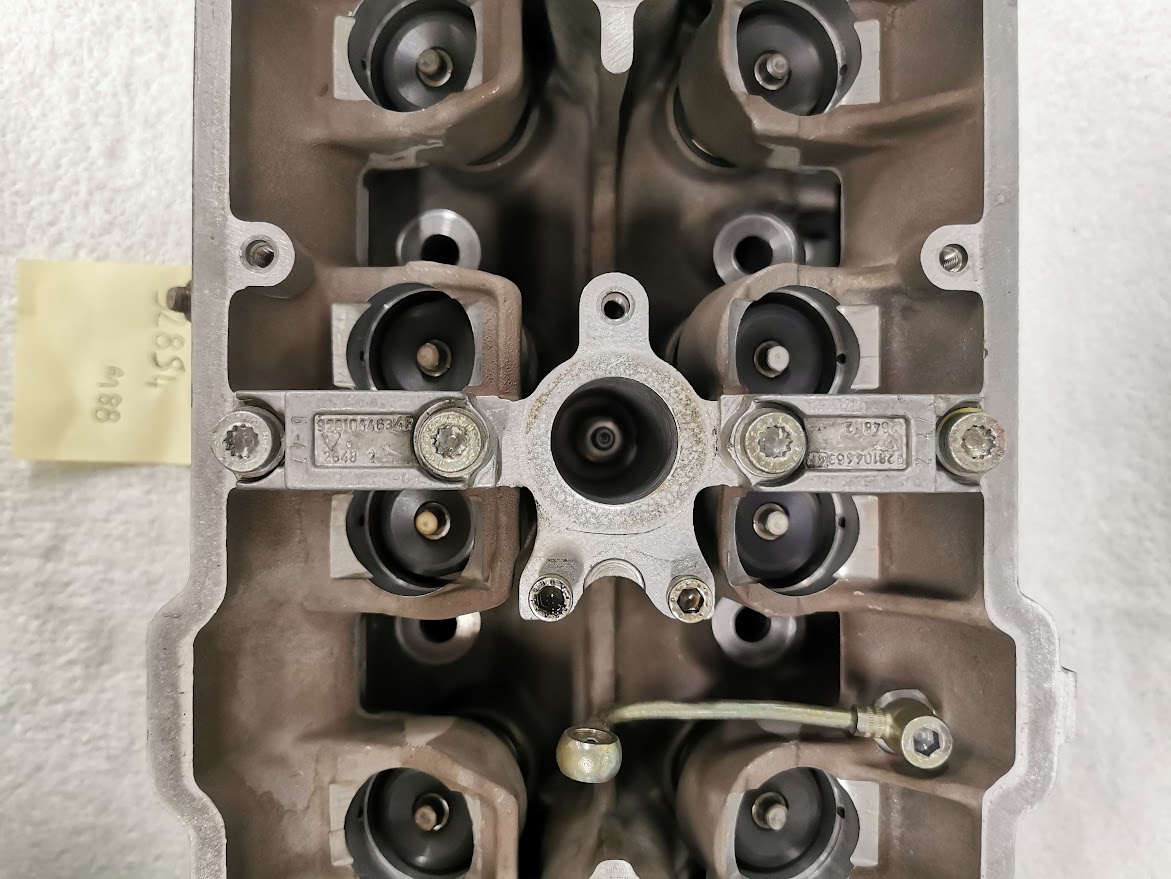 CULASSE PORSCHE 928 / 92810401406 / N°6320