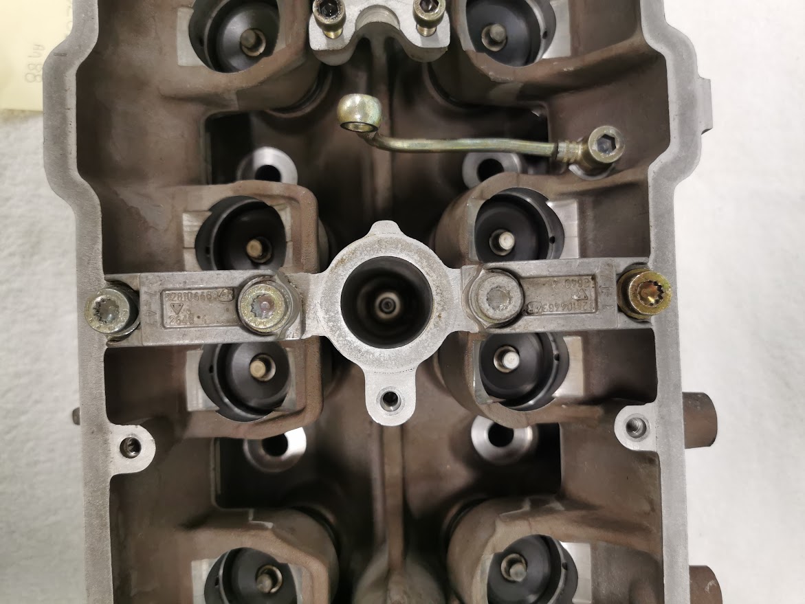 CULASSE PORSCHE 928 / 92810401406 / N°6320