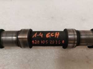 ARBRE A CAMES CYLINDRES 1-4 ECHAPPEMENT M28-42 PORSCHE 928 / 92810527300 / N°6323