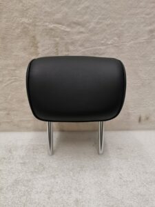 APPUIE-TÊTE NOIR SIMILI CUIR PORSCHE TAYCAN / 9J1885901AB064 / 9J1885901AA / N°6335