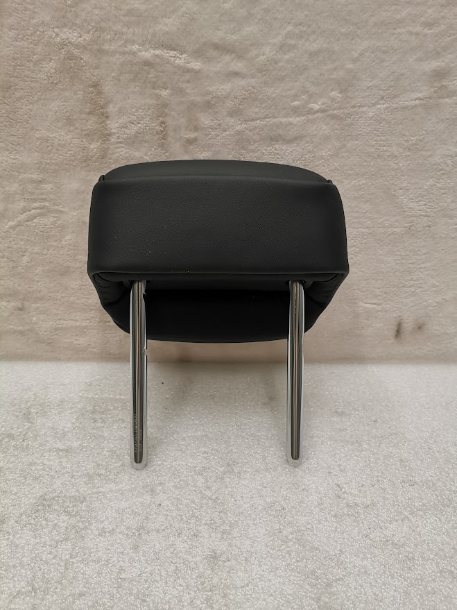 APPUIE-TÊTE NOIR SIMILI CUIR PORSCHE TAYCAN / 9J1885901AB064 / 9J1885901AA / N°6335