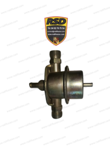 Régulateur de pression d'essence Porsche 928 92811019826